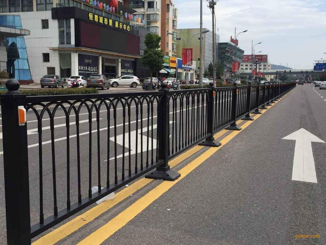 路路护栏