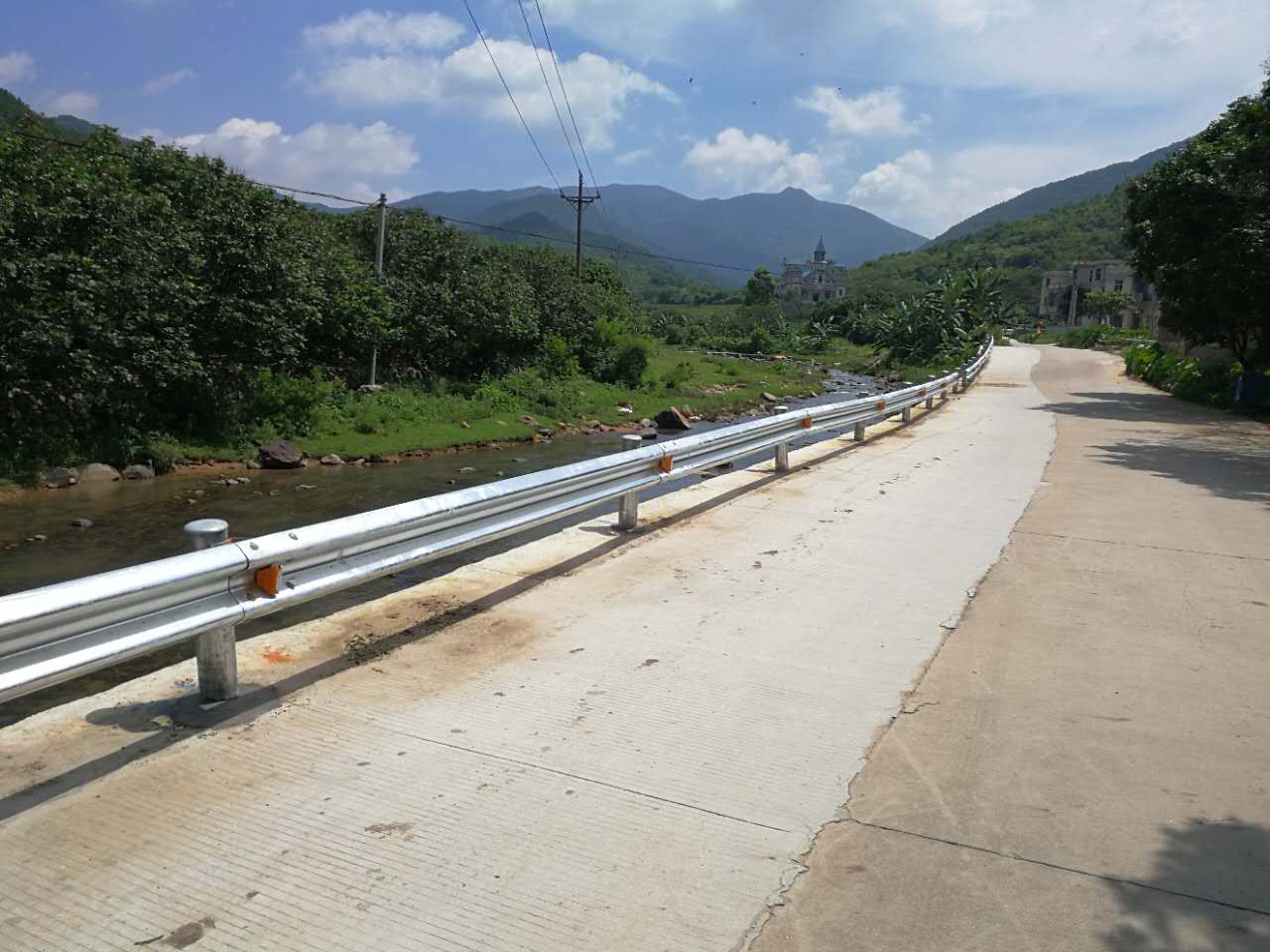 路路波形护栏
