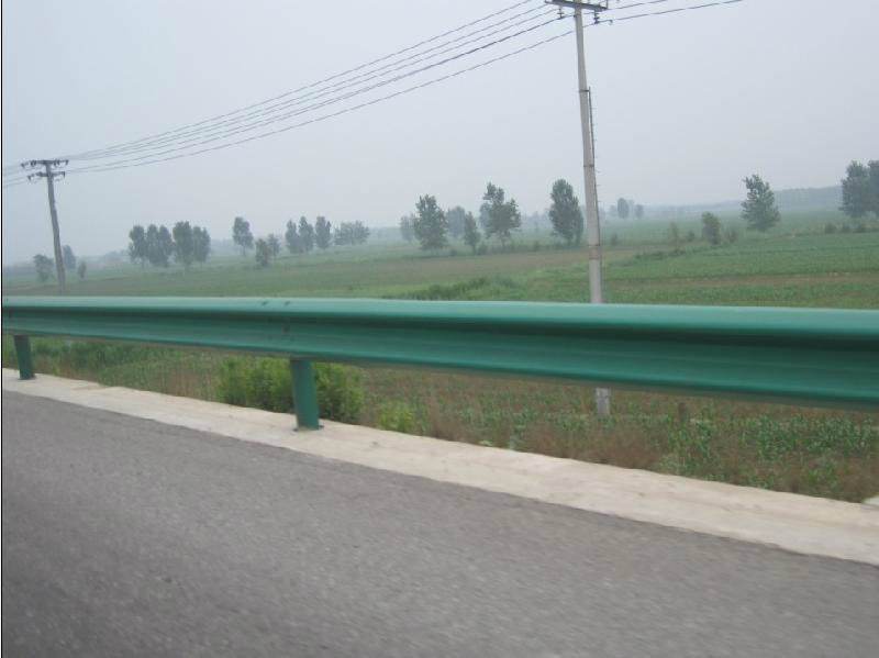 路路护栏